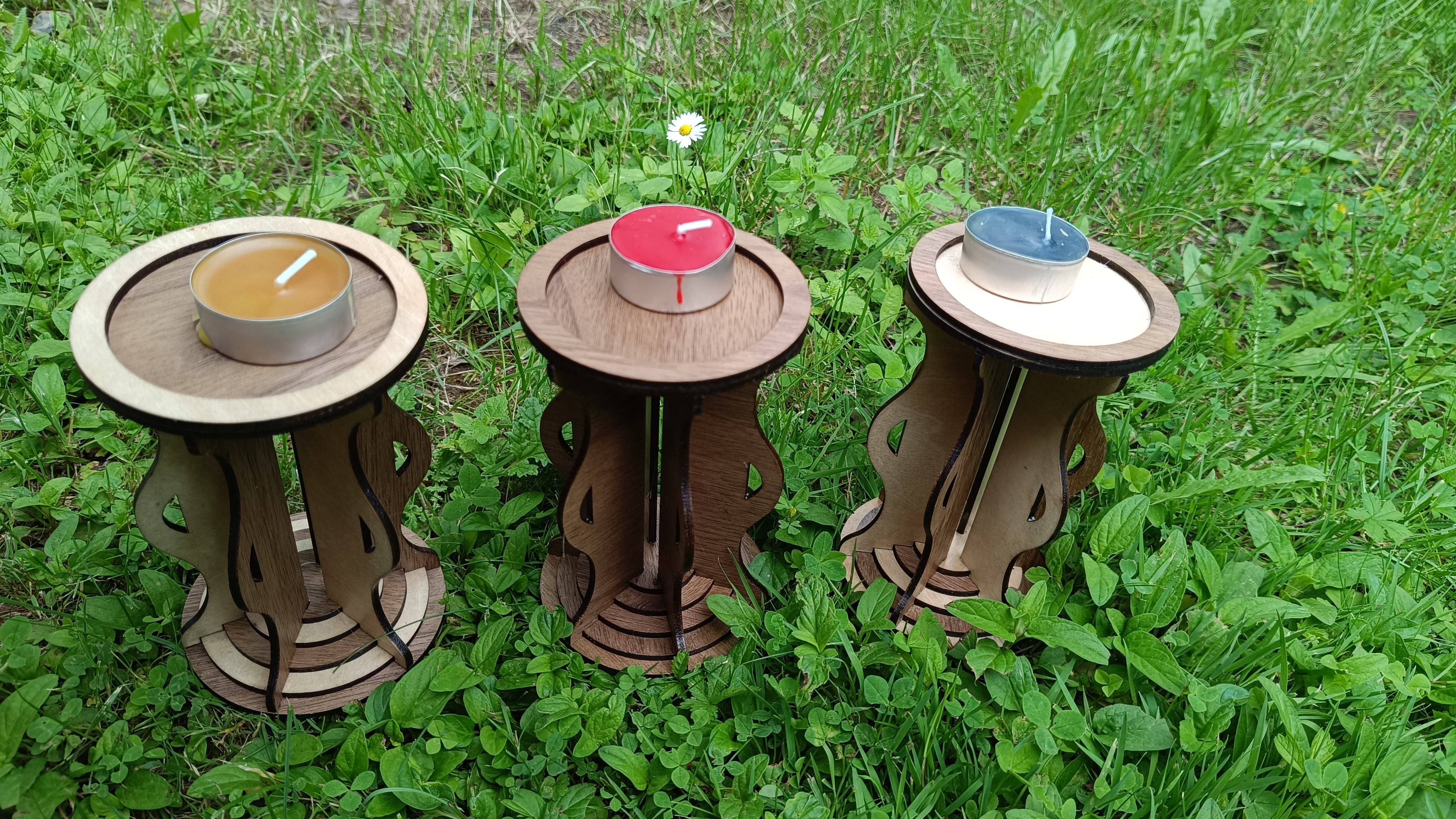 Kerzenhalter aus Holz